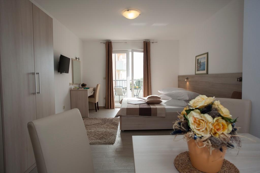 Apartman Bota Drvenik (Split-Dalmatia)