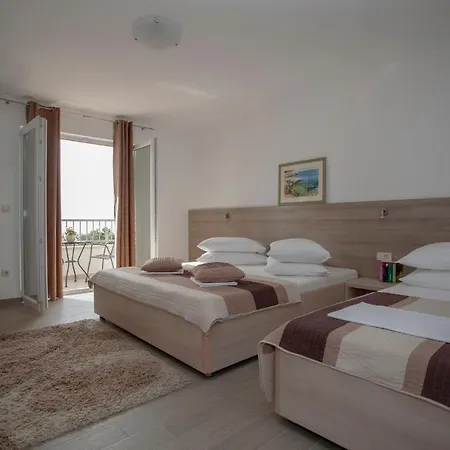 Apartments Bota Drvenik (Split-Dalmatia) Exterior photo
