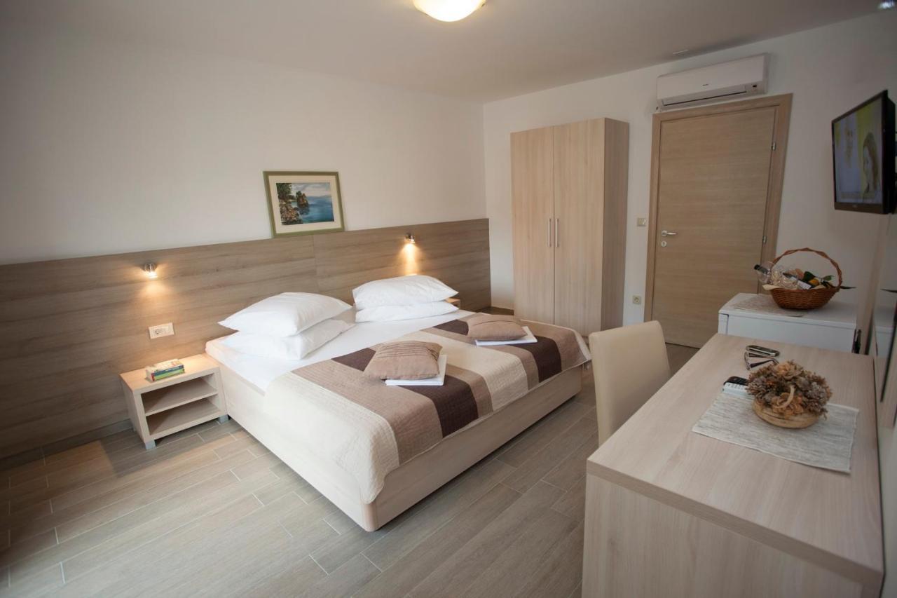 Apartment Bota *